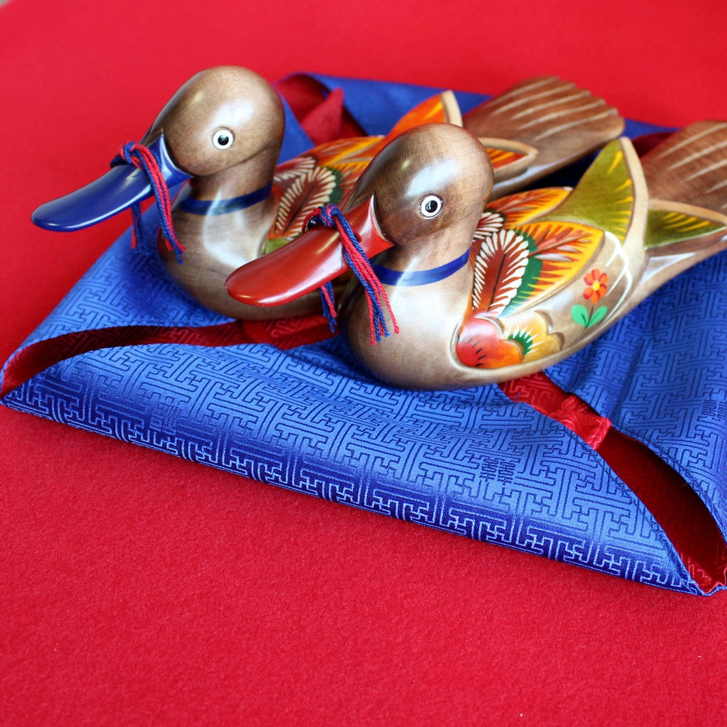 Hand-carved Wedding Duck: Flower Mandarin